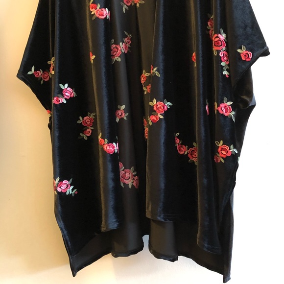 Rose Shall 🌹 - Picture 4 of 4